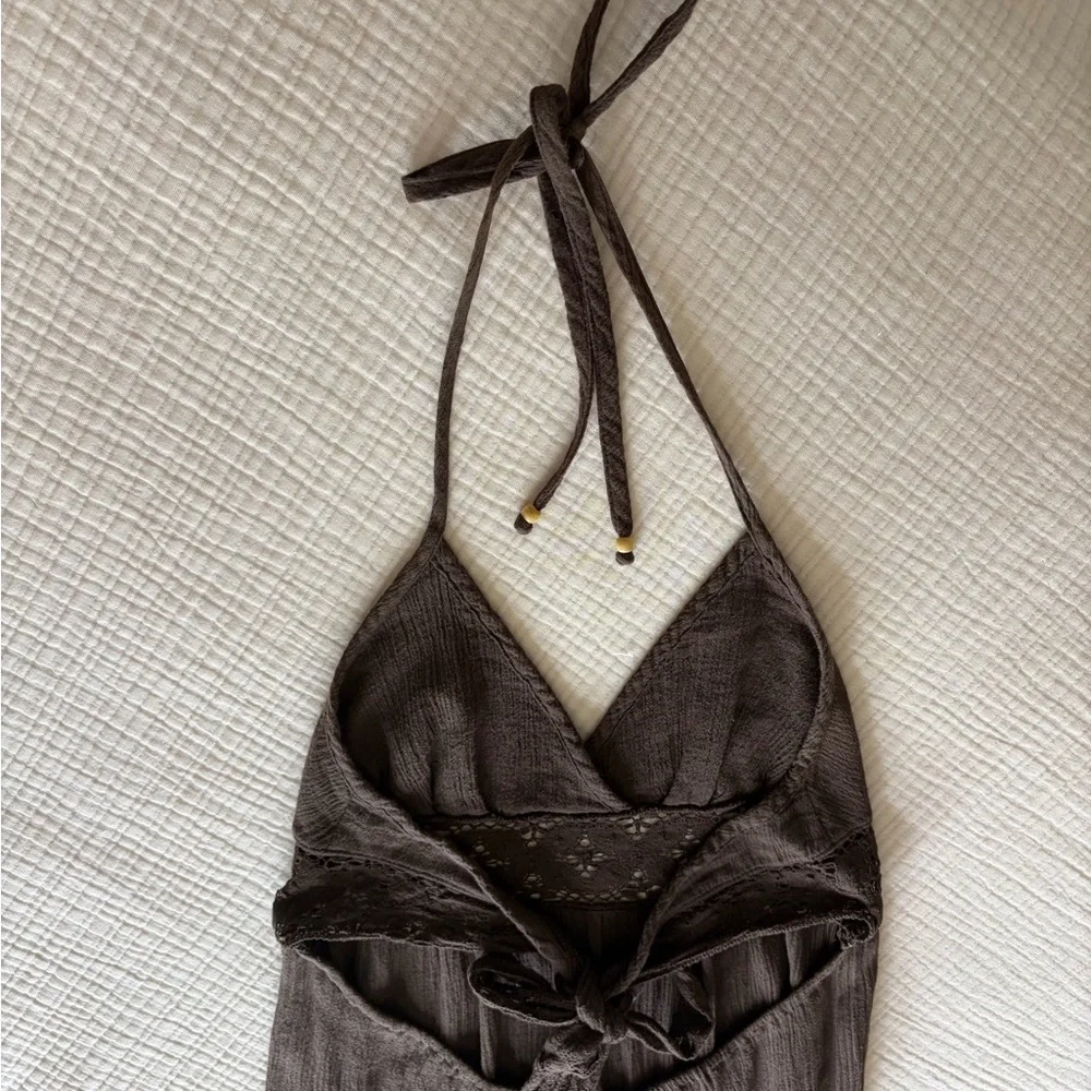 Vintage 70s Gauze & Crochet brown backless halter maxi in pristine condition. - Picture 4 of 8